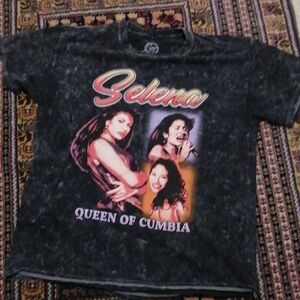 Selena size large Official merchandise t-shirt